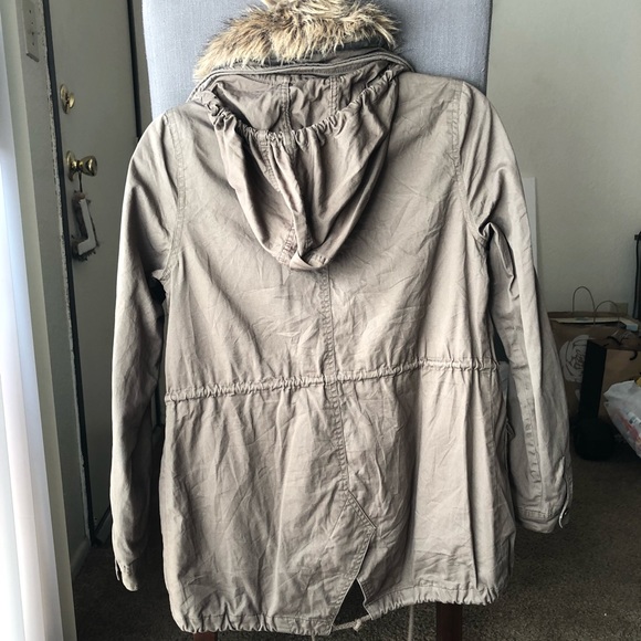 ✨ Olive green coat ✨ F21 - Picture 4 of 6